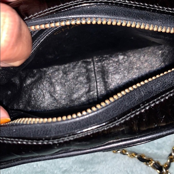 CHANEL CAMERA BAG WITH TASSEL - Picture 7 of 8